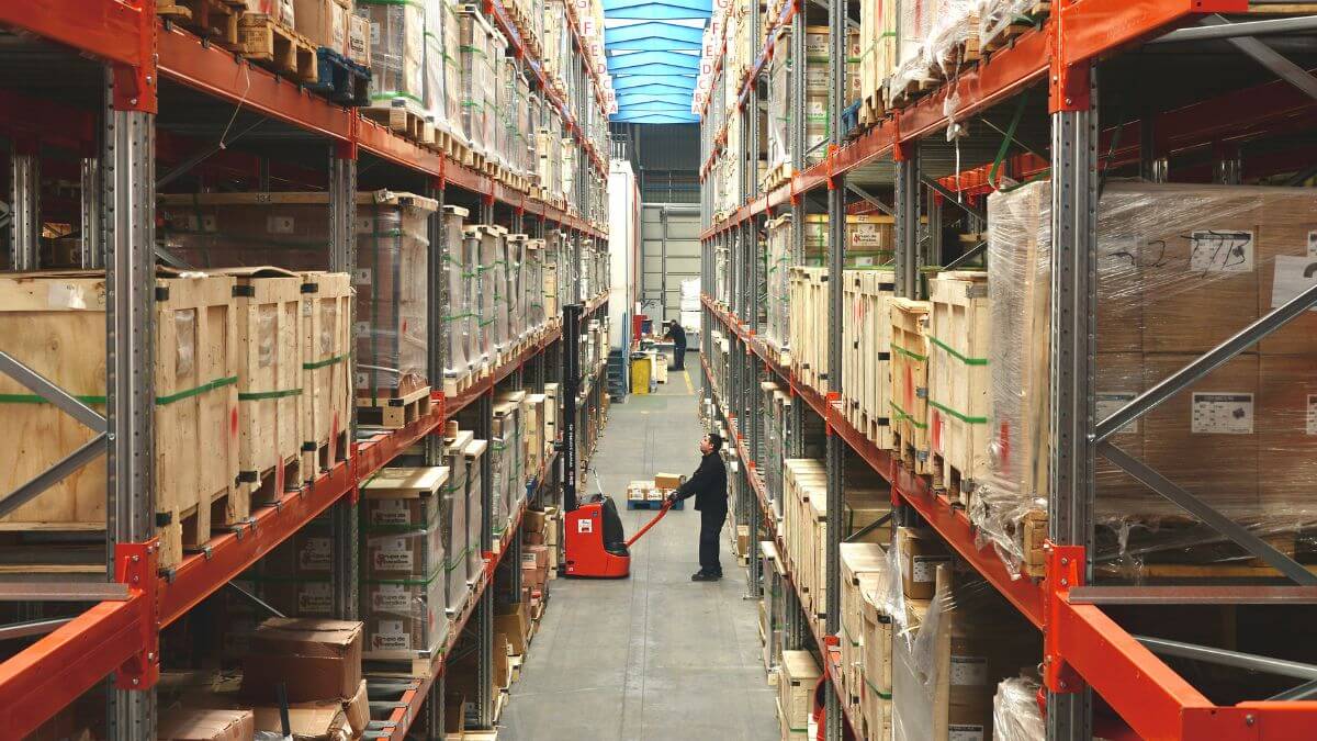 almacen-logistico-1